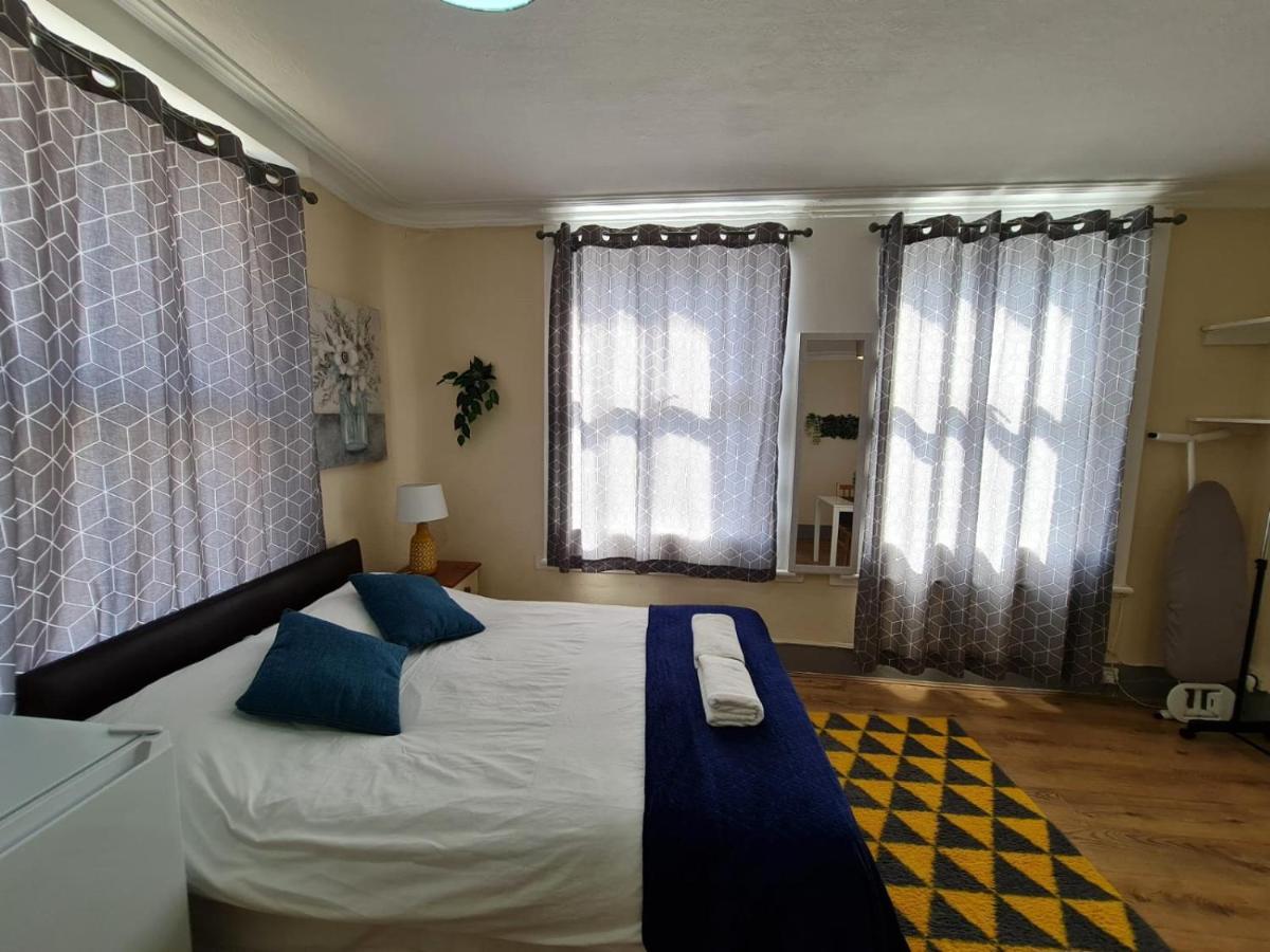 Lovely Private Room Near Central London Ngoại thất bức ảnh